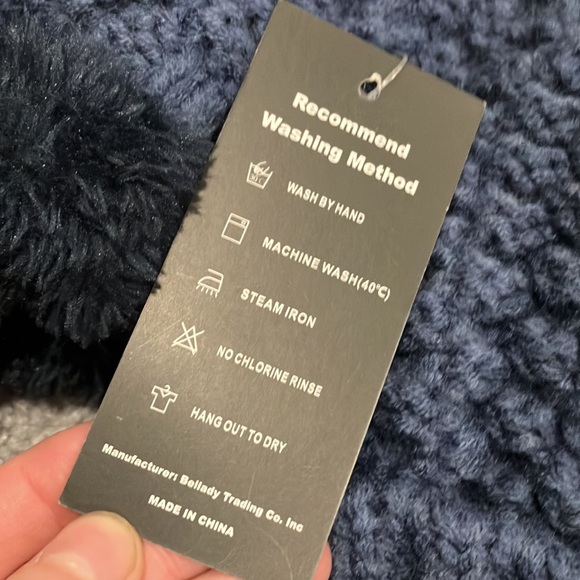 NWT! Winter Hat and Neck Warmer Set - Picture 2 of 5